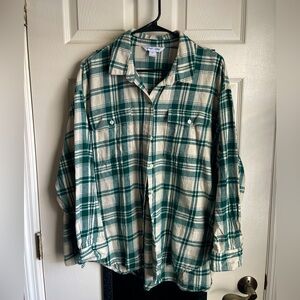 nwot old navy the boyfriend plaid flannel shirt